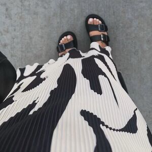 NEW ! LUG OPEN TOE PLATFORM SANDAL WITH ADJUSTABLE STRAPS